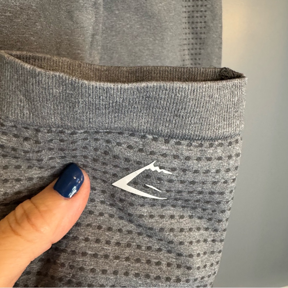 Gymshark Seamless High Waisted Leggings Gray Size L - Picture 3 of 11
